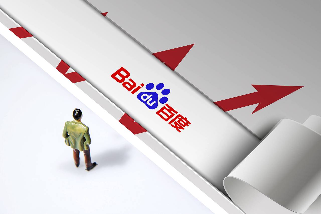 刘亦菲造型试了多套礼服